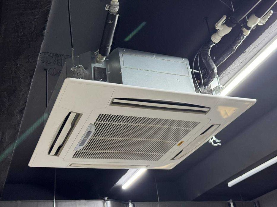 Фанкойл двух трубный канального типа Midea MKT3-1000G30-CL | Доставка