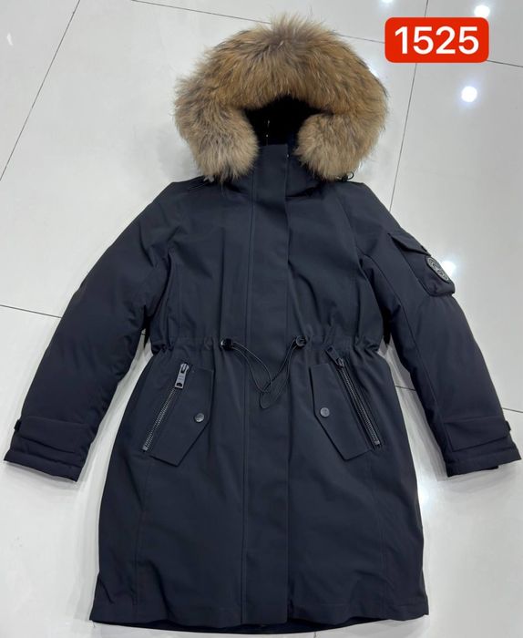 Продам куртку новую