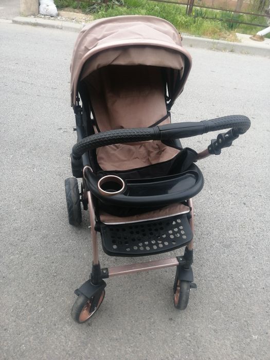 Продам детскую коляску