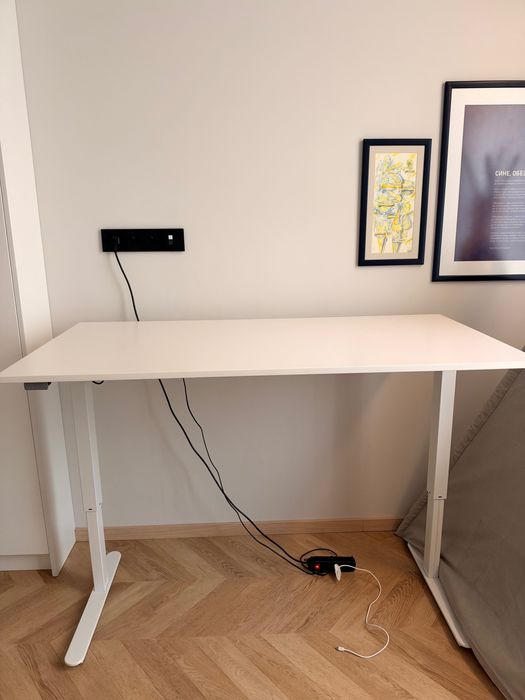 Adjustable stand up desk/ регулируемо бюро за офис или вкъщи 140х70