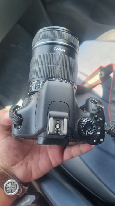 Canon.     550 d