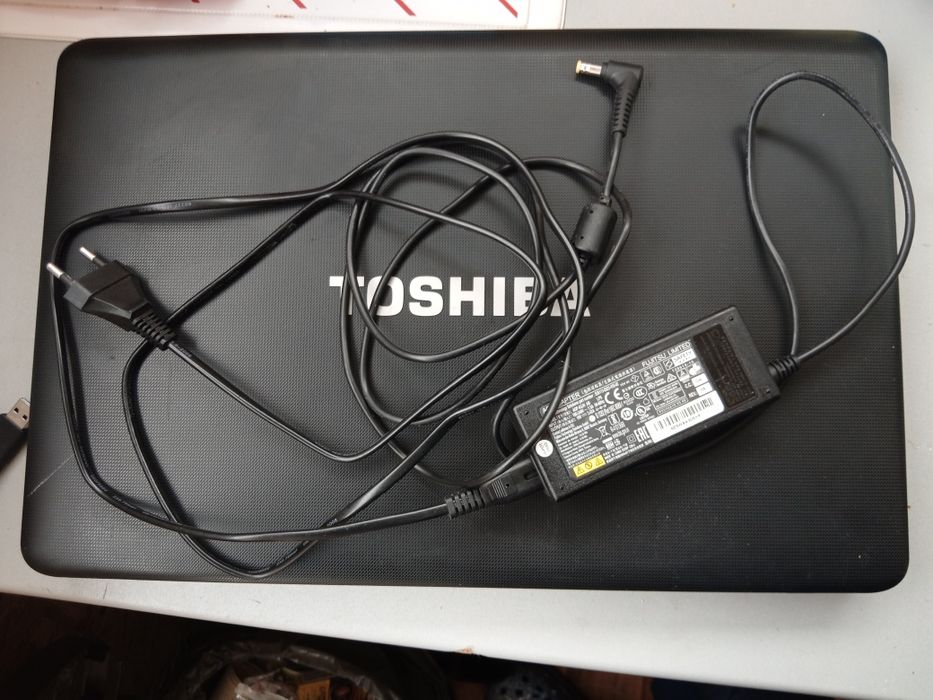 Laptop Toshiba 17.3