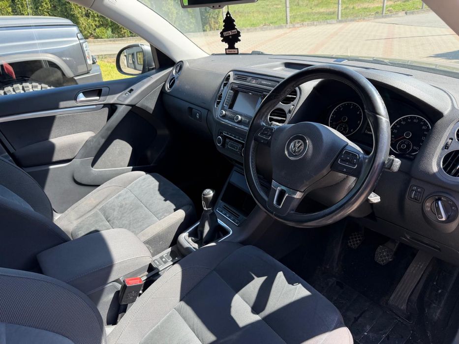 Dezmembrez VW Tiguan 2,0tdi