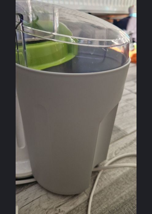 Storcător de fructe