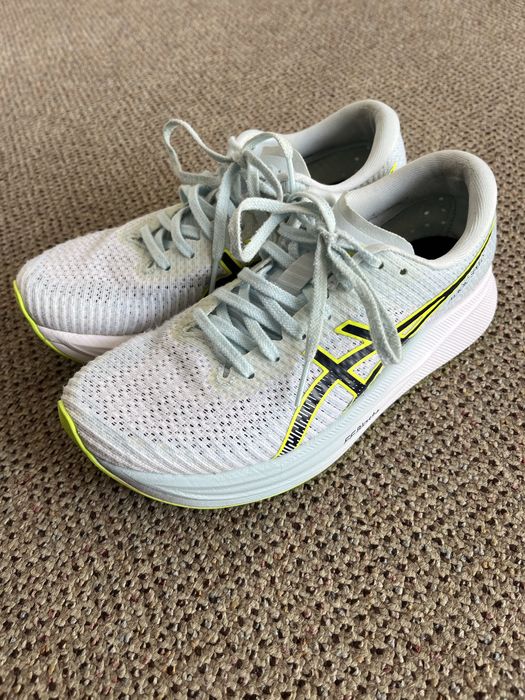 Adidaşi Alergare - Asics Magic Speed 2