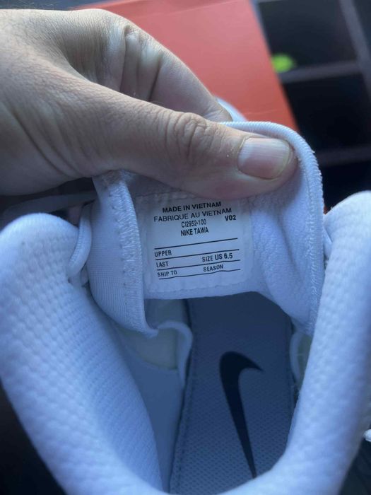Nike Tawa noi marime 38 - 39