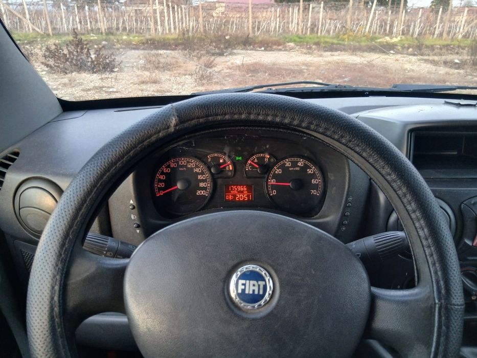 Vând fiat dobloo