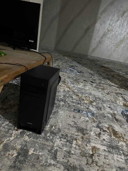 Prossesor srochna sotiladi