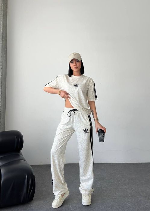 Дамски екипи нови