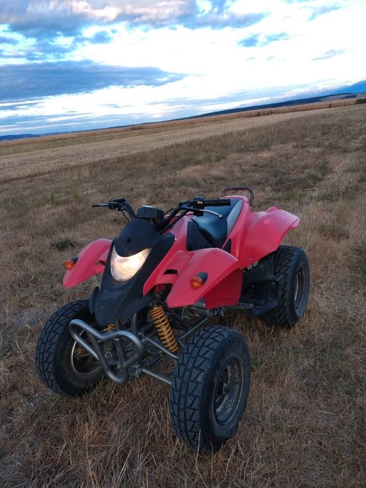 Vând atv Barossa
