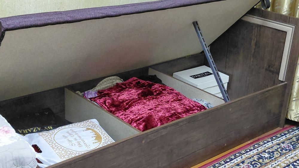 Кровать односпальный