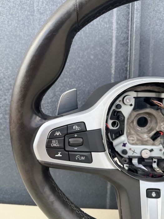 Volan M BMW Seria 5 G30 G31 Padele/vibratii/acc/încalzire
