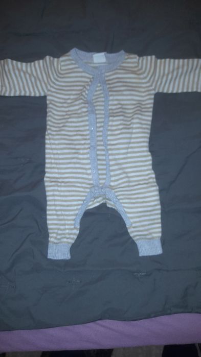 Дрешки за новородено от 0 до 6 месеца