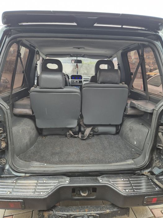 Vând Mitsubishi Pajero Sport