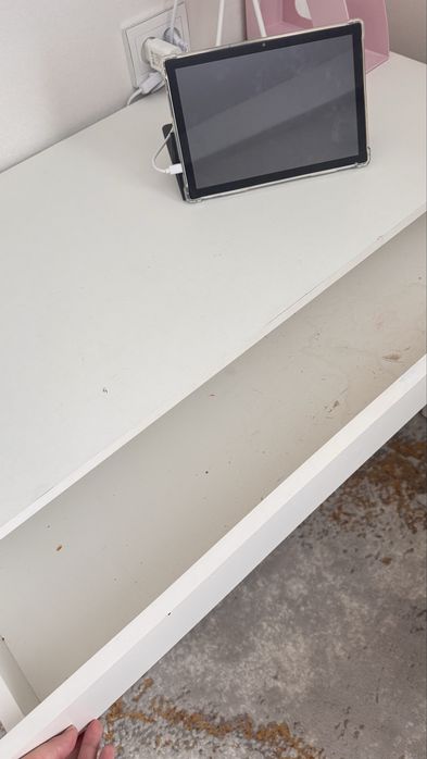 Продам стол, с выдвежным ящиком