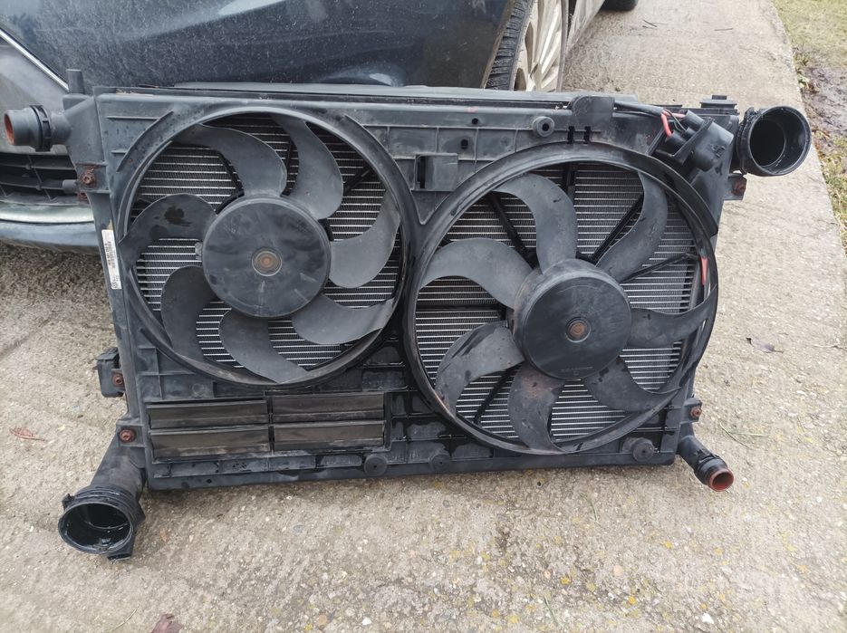 Radiator apă AC intercooler ventilatoare Vw Passat B6 BMP BMR BXE BKC