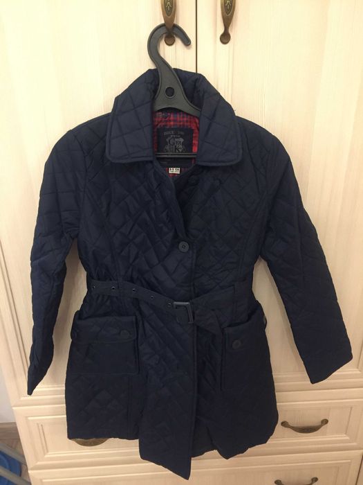 продам одежду на девочку