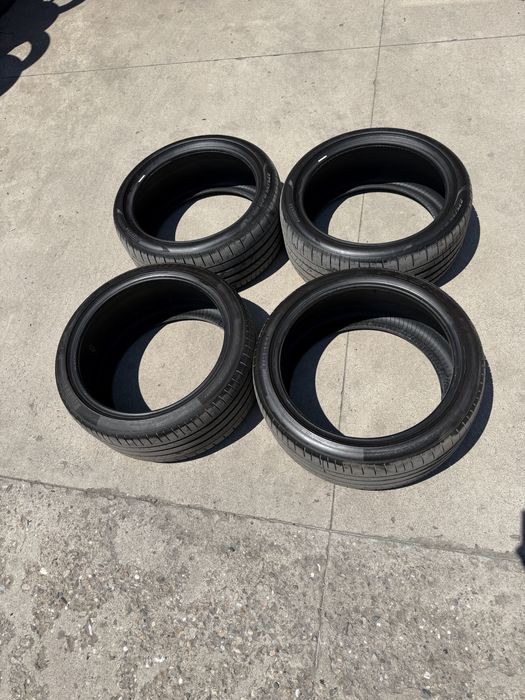 BMW M5 F90/ M8 Летни гуми Pirelli P Zero PZ4 20” BMW Star комплект