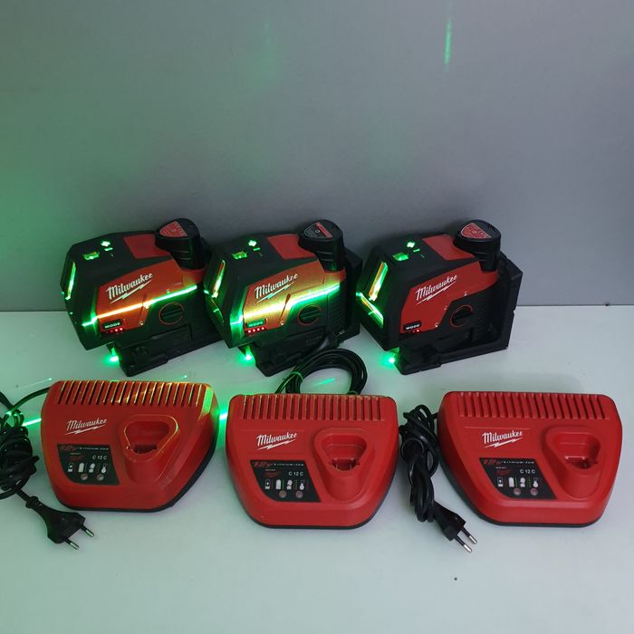 Milwaukee M12 CLLP Laser multi-liniar în cruce Rază verde