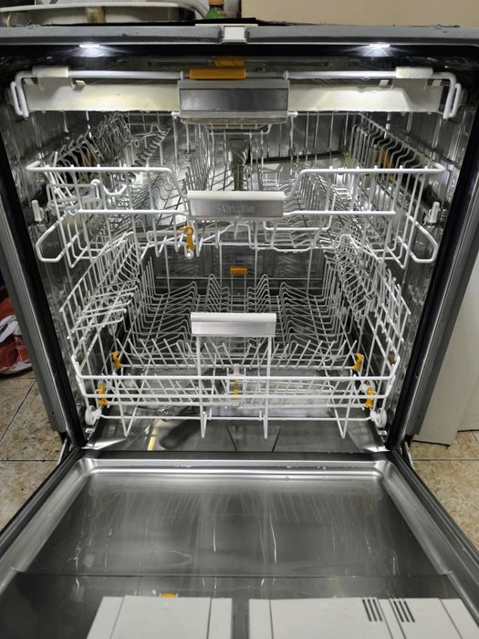 Съдомиялна Miele G 6510 SCU - 14 комплекта  за вграждане на 60см.