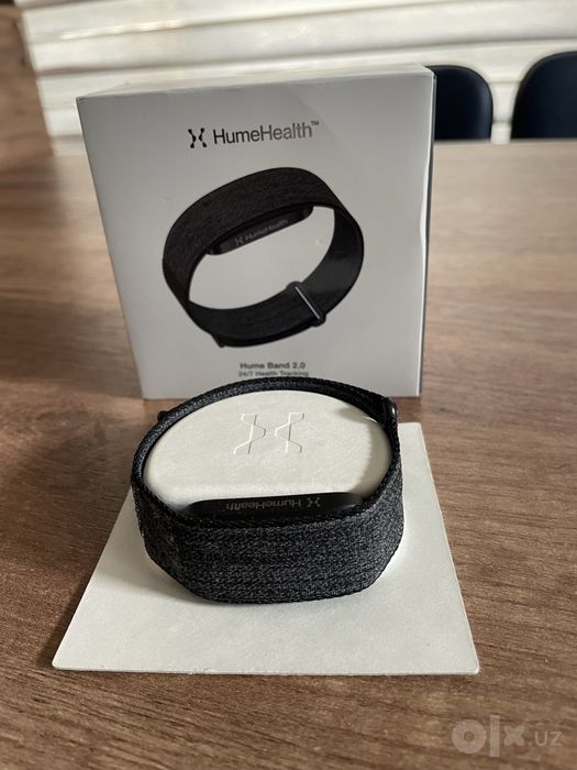 Hume Band 2.0 — Fitness & Health Tracker фитнес-браслет