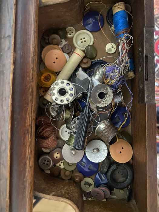 Masina de cusut SINGER in stare impecabila