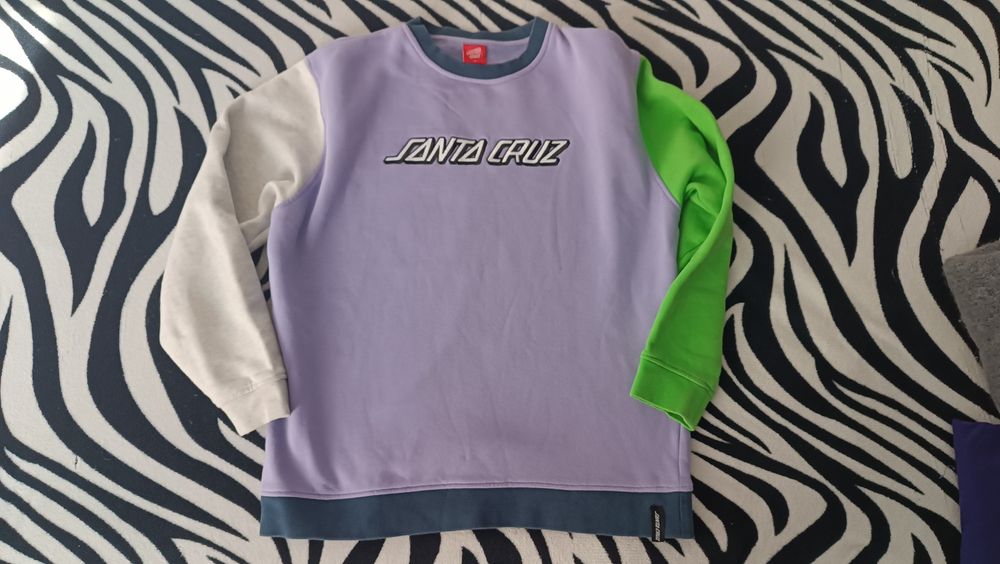Santa Cruz unisex shirt