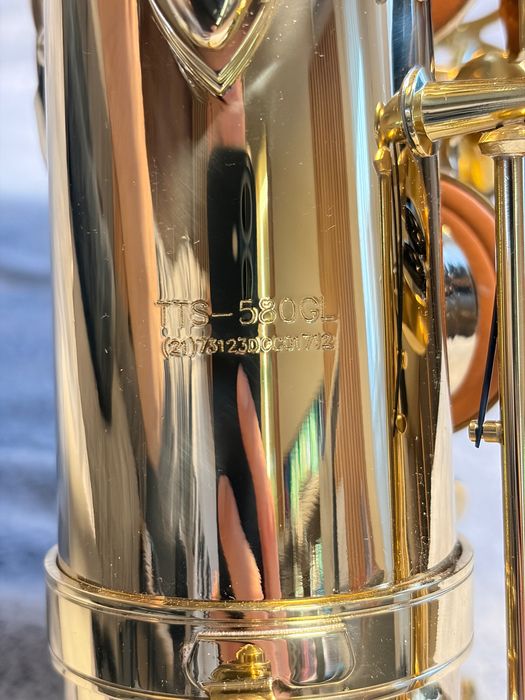 Продавам тенор cаксофон THOMANN TTS-580GL