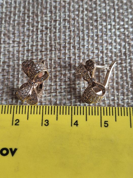 Златен    комплект , нов