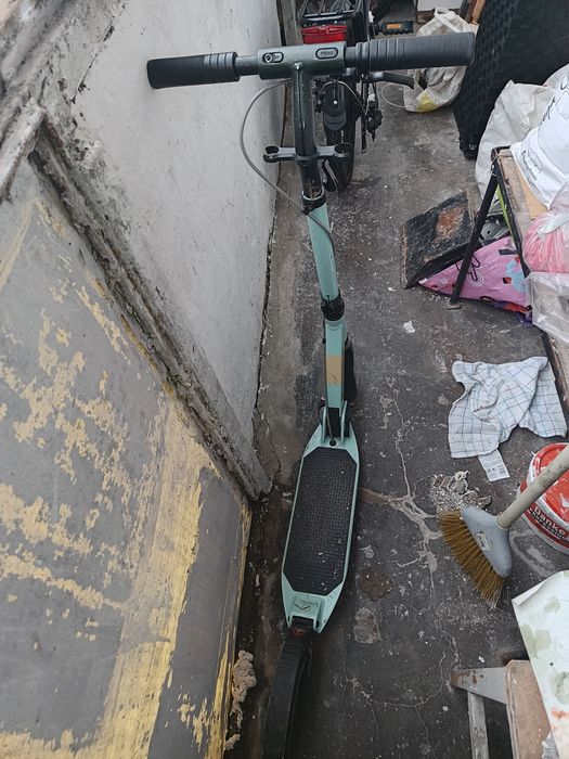 Trotineta free stele și o trotineta normală ..ambele preț fix