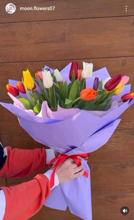 Букеты из разных цветов