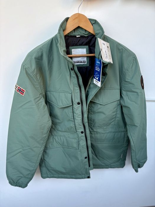 Geaca Napapijri ; de barbati Marimea L