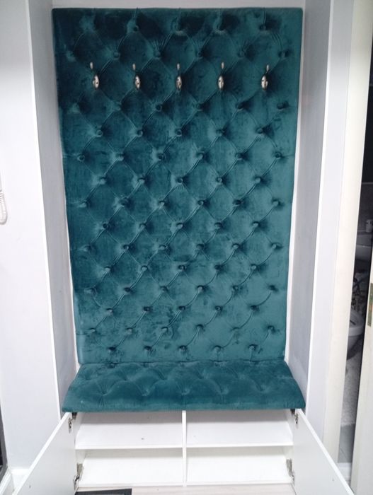 Продаеться прихожка для хола