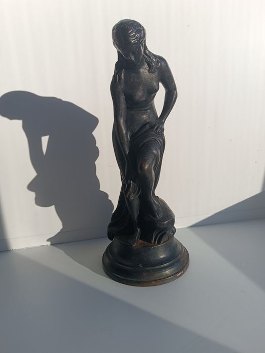 Статуэтка высота 30 см