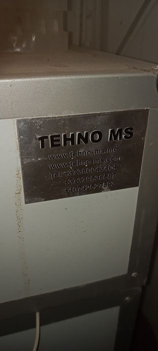 Vând incubator automat 540 de oua găină