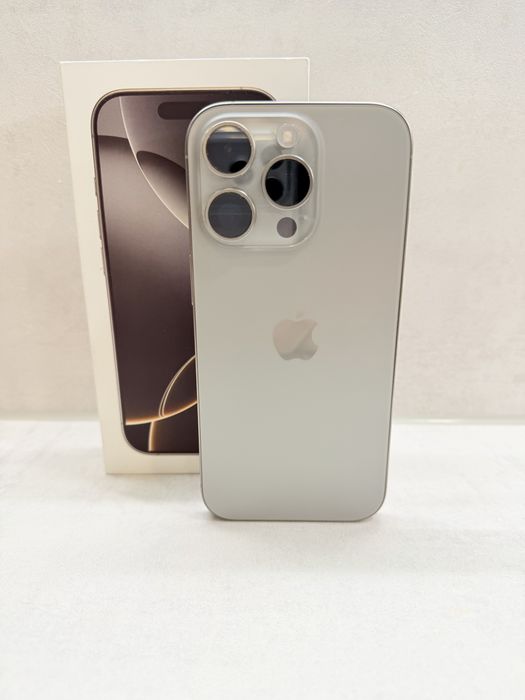 Като Нов! iPhone 16 Pro 256 Natural Titanium - 100% Battery