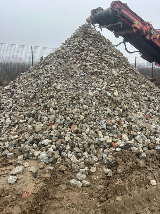 Beton concasat 0-63 mm/piatra de drum/refuz de ciur-nisip/balast/pamant-livram bucuresti-ilfov-giurgiu-teleorman-bragadiru-clinceni-magurele-ghinpati
