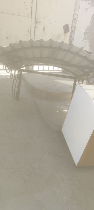 Козырек на вход дома