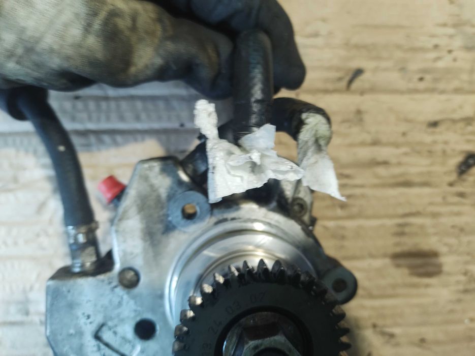 ГНП Горивна Помпа MERCEDES E class W211 V6 OM642 4matic