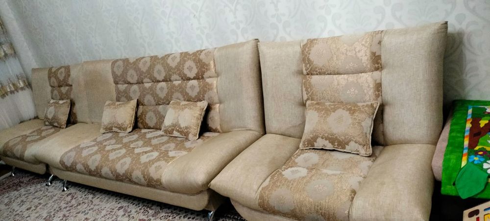 Диван + 2 кресла