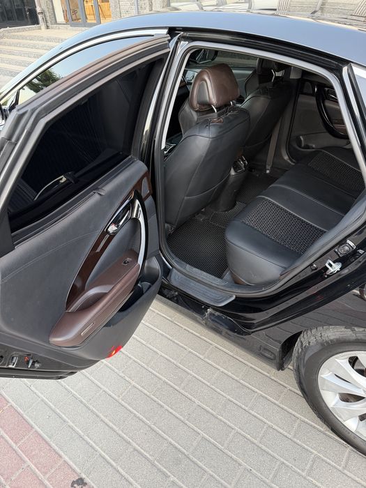 Hyundai azera 3.3v6