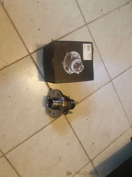 Rulment  + butuc ABS  spate Opel Astra G,F,Zafira 4 gauri  NOU