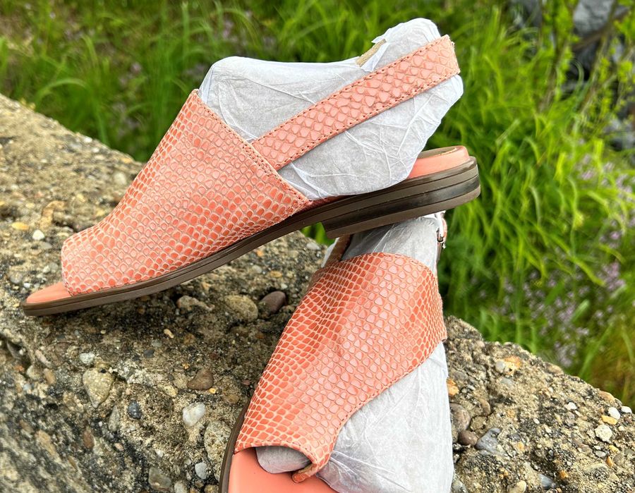 Sandale din piele Vionic Ella cu tehnologie Orthoheel