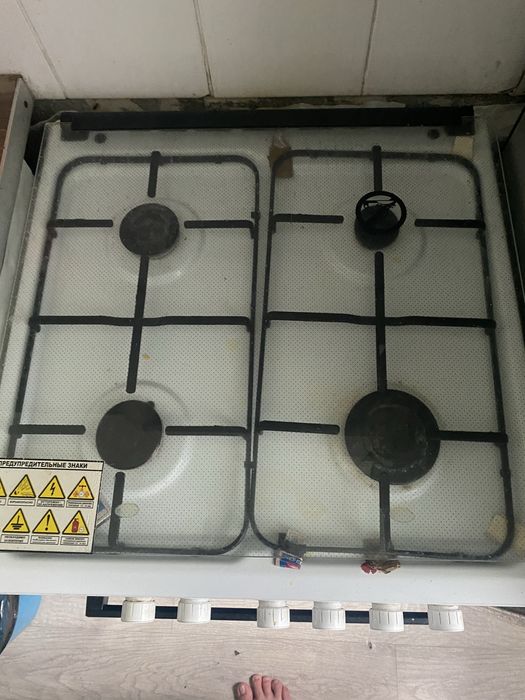 Продам газовую плиту
