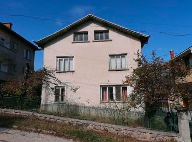 Продажба на имот в гр. Девин