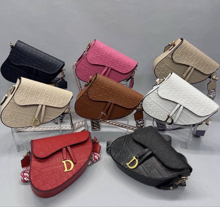 чанти Guess,Gucci,Pinko и още