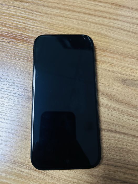 Продам Айфон 16 про