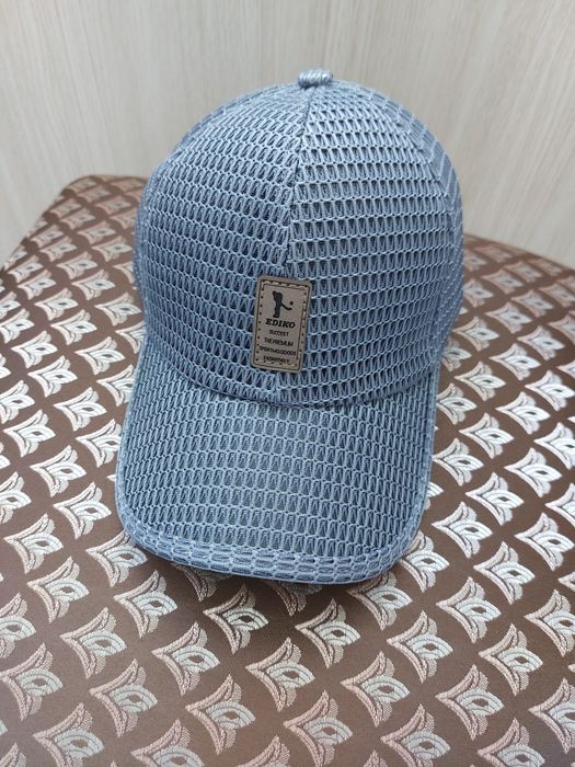 Продам бейсболку