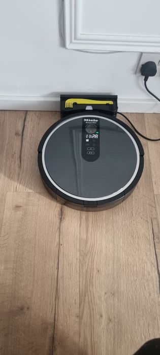 Robot aspirator Miele