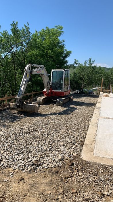 Inchiriez excavator dumper